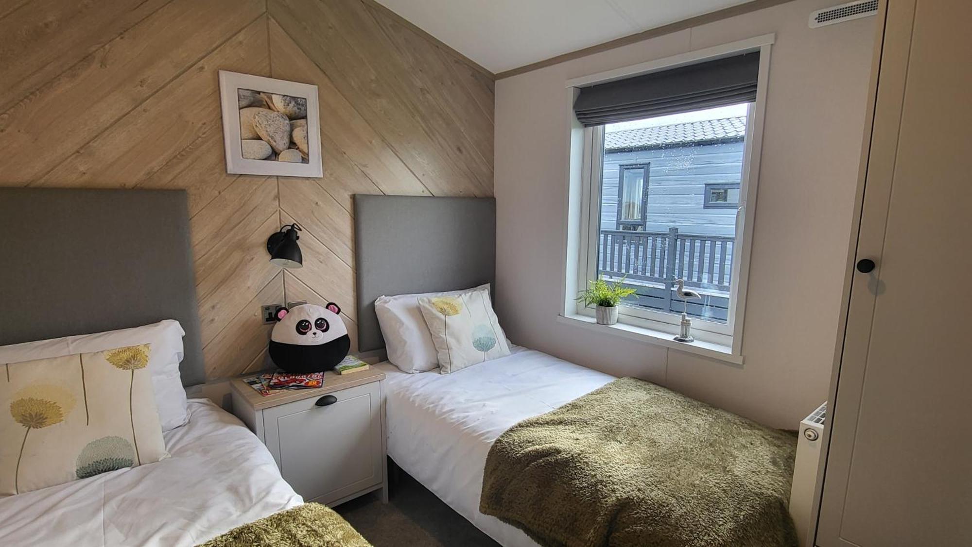 Honeycomb Lodge - Holiday Home 5 Min From Padstow Esterno foto